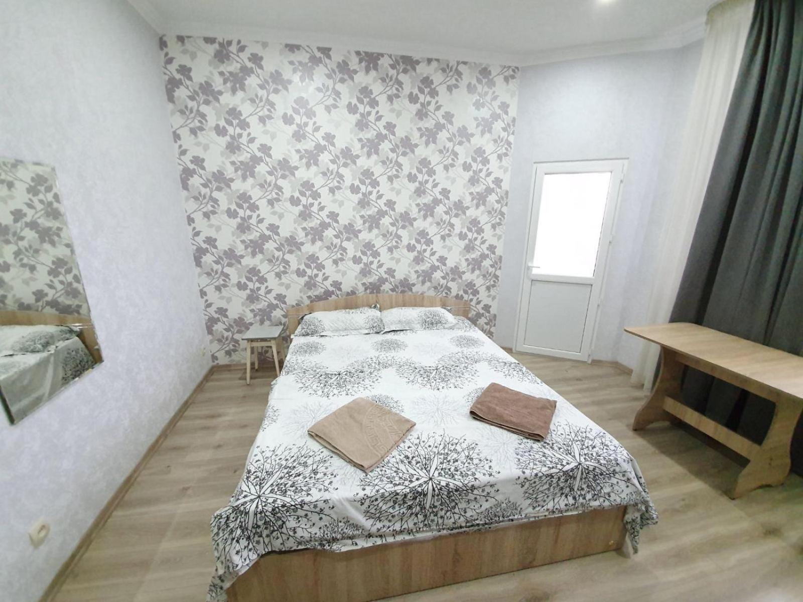 Tourist Home At Stefan Cel Mare With 2 Rooms 基希讷乌 外观 照片