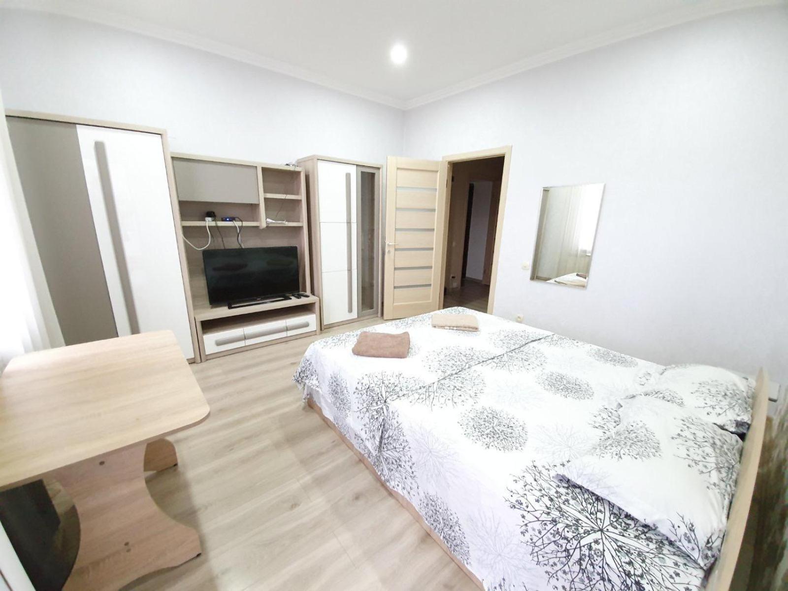 Tourist Home At Stefan Cel Mare With 2 Rooms 基希讷乌 外观 照片